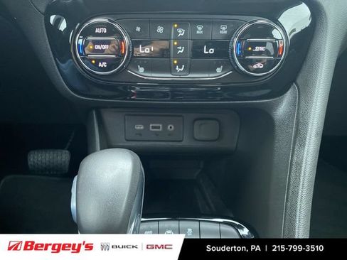 Used 2020 Buick Encore GX Select w/ Sport Touring Package AWD/4WD image 21