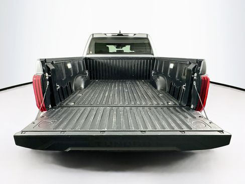 Used 2024 Toyota Tundra Limited w/ Power Package AWD/4WD image 29