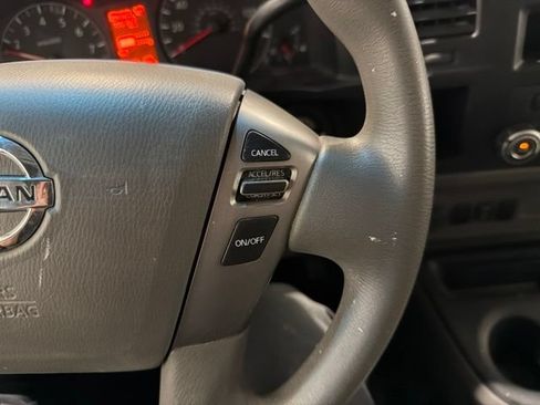 Used 2013 Nissan NV 2500 SV w/ Technology Pkg RWD image 21