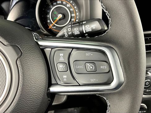 New 2026 Jeep Wrangler Unlimited Sahara AWD/4WD image 22