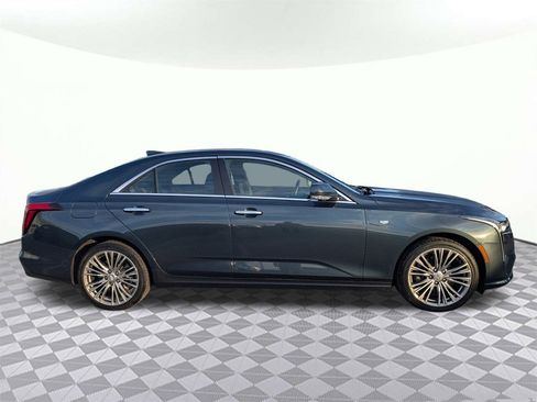 Used 2021 Cadillac CT4 Premium Luxury image 2