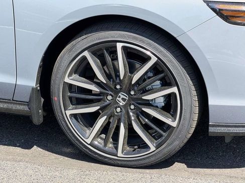New 2026 Honda Accord Touring image 5