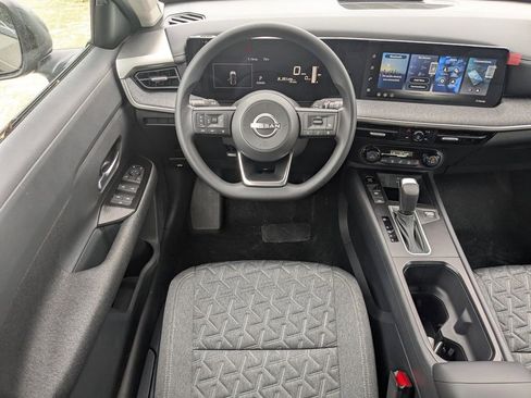 New 2026 Nissan Kicks SV image 13