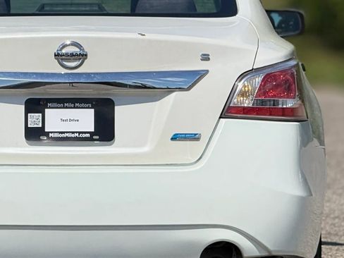 Used 2013 Nissan Altima 2.5 S image 14