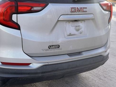 Used 2019 GMC Terrain SLT w/ Preferred Package image 6