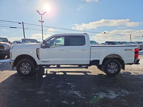 Used 2024 Ford F250 Lariat image 3