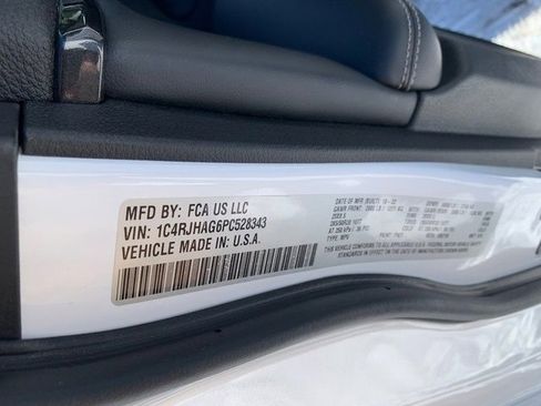 Certified 2023 Jeep Grand Cherokee Altitude image 24