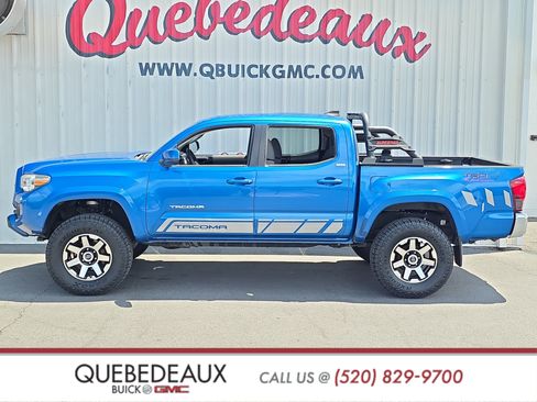 Used 2018 Toyota Tacoma SR5 RWD image 4