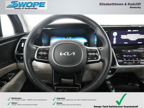 Used 2023 Kia Sorento SX Prestige image 16