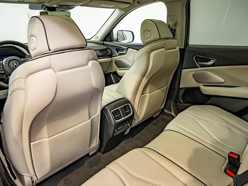 Certified 2026 Acura RDX SH-AWD w/ Advance Package image 37