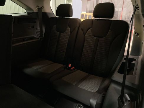 Used 2021 Kia Sorento LX FWD image 23