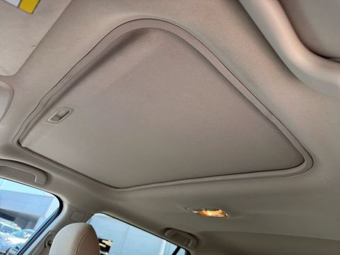 Used 2019 Subaru Outback 2.5i Premium AWD/4WD image 16