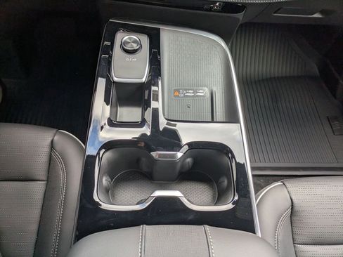 New 2026 Buick Enclave Sport Touring w/ Power Package AWD/4WD image 16