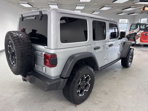 Used 2023 Jeep Wrangler Unlimited Rubicon 4xe w/ Cold Weather Group AWD/4WD image 16