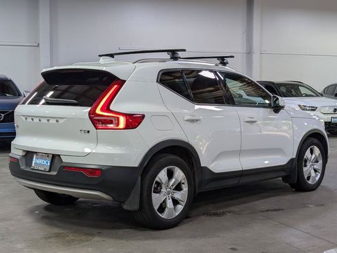 Used 2019 Volvo XC40 T5 Momentum AWD/4WD image 7