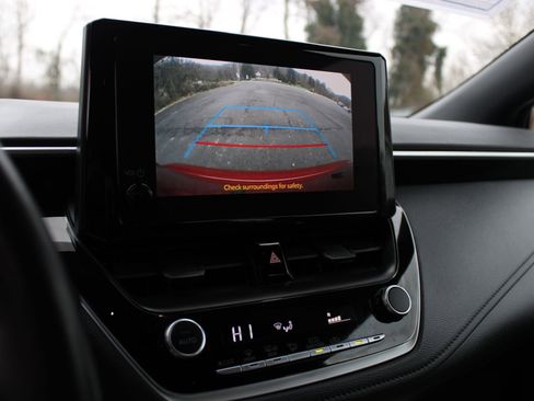 Used 2024 Toyota Corolla SE image 27