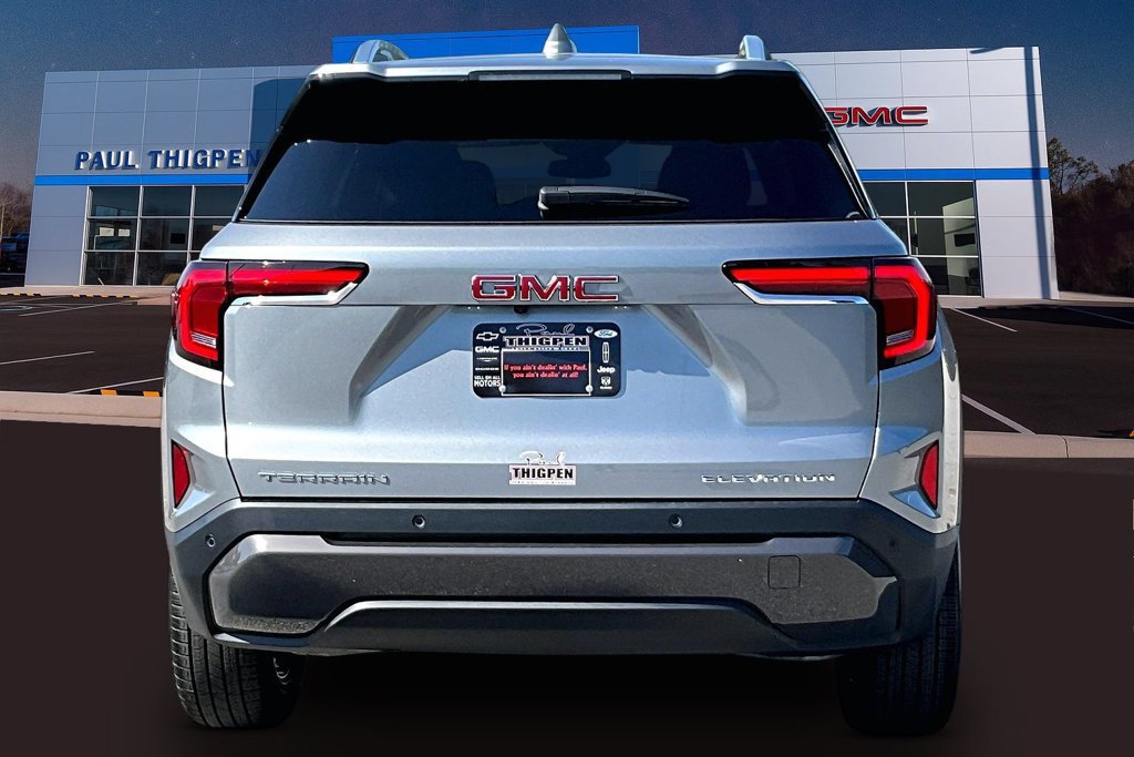 New 2027 GMC Terrain Elevation w/ Elevation Premium Package FWD image 5