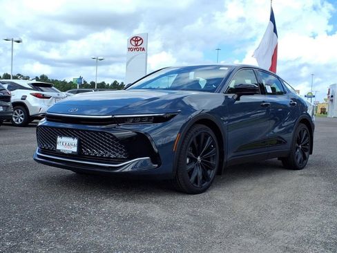 New 2026 Toyota Crown Nightshade image 7