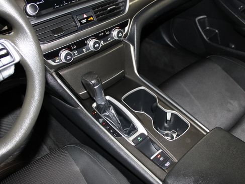Used 2019 Honda Accord LX image 15