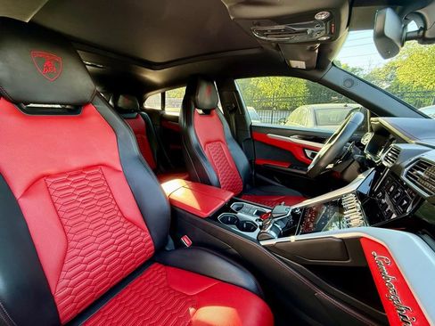 Used 2020 Lamborghini Urus AWD/4WD image 38