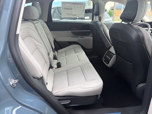New 2026 Lincoln Nautilus Reserve AWD/4WD image 8