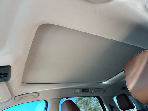 New 2025 Nissan Pathfinder Platinum image 35