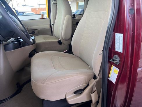 Used 2008 Ford E-350 and Econoline 350 XLT image 7