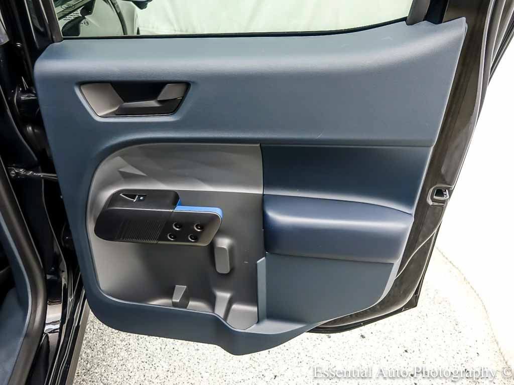 Used 2025 Ford Maverick Lobo AWD/4WD image 29