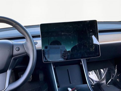 Used 2019 Tesla Model 3 Long Range image 6