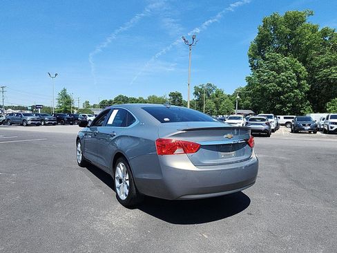 Used 2017 Chevrolet Impala LT w/ Leather Package FWD image 3