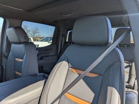 New 2026 GMC Sierra 1500 AT4 w/ AT4 Premium Package image 12