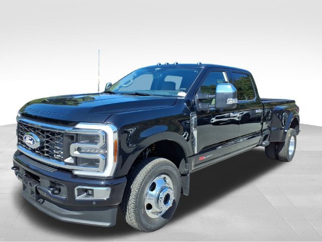 New 2027 Ford F350 Platinum w/ Platinum Plus Package AWD/4WD image 2