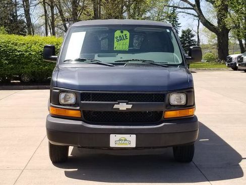 Used 2015 Chevrolet Express 2500 LS image 9