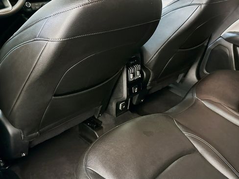 Used 2025 Jeep Compass Limited image 27