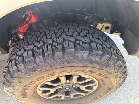 Used 2026 Ford Bronco Raptor AWD/4WD image 11