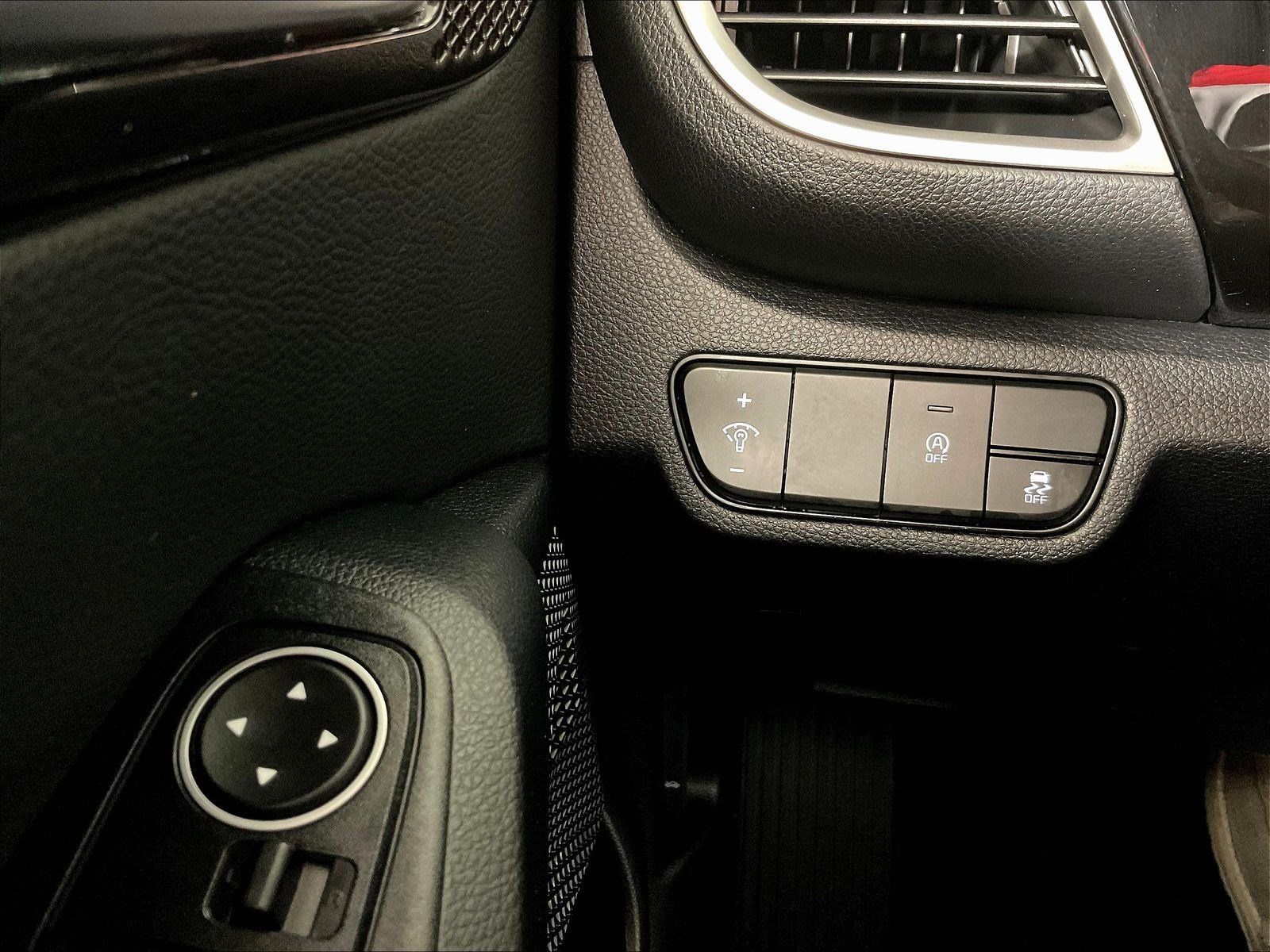 Certified 2025 Kia Seltos S FWD image 15