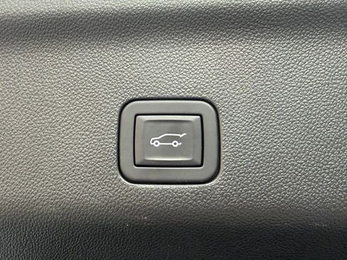 Used 2025 Cadillac Escalade ESV Sport w/ Touring Package AWD/4WD image 35