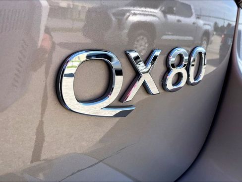 Used 2018 INFINITI QX80 4WD w/ Deluxe Technology Package image 43