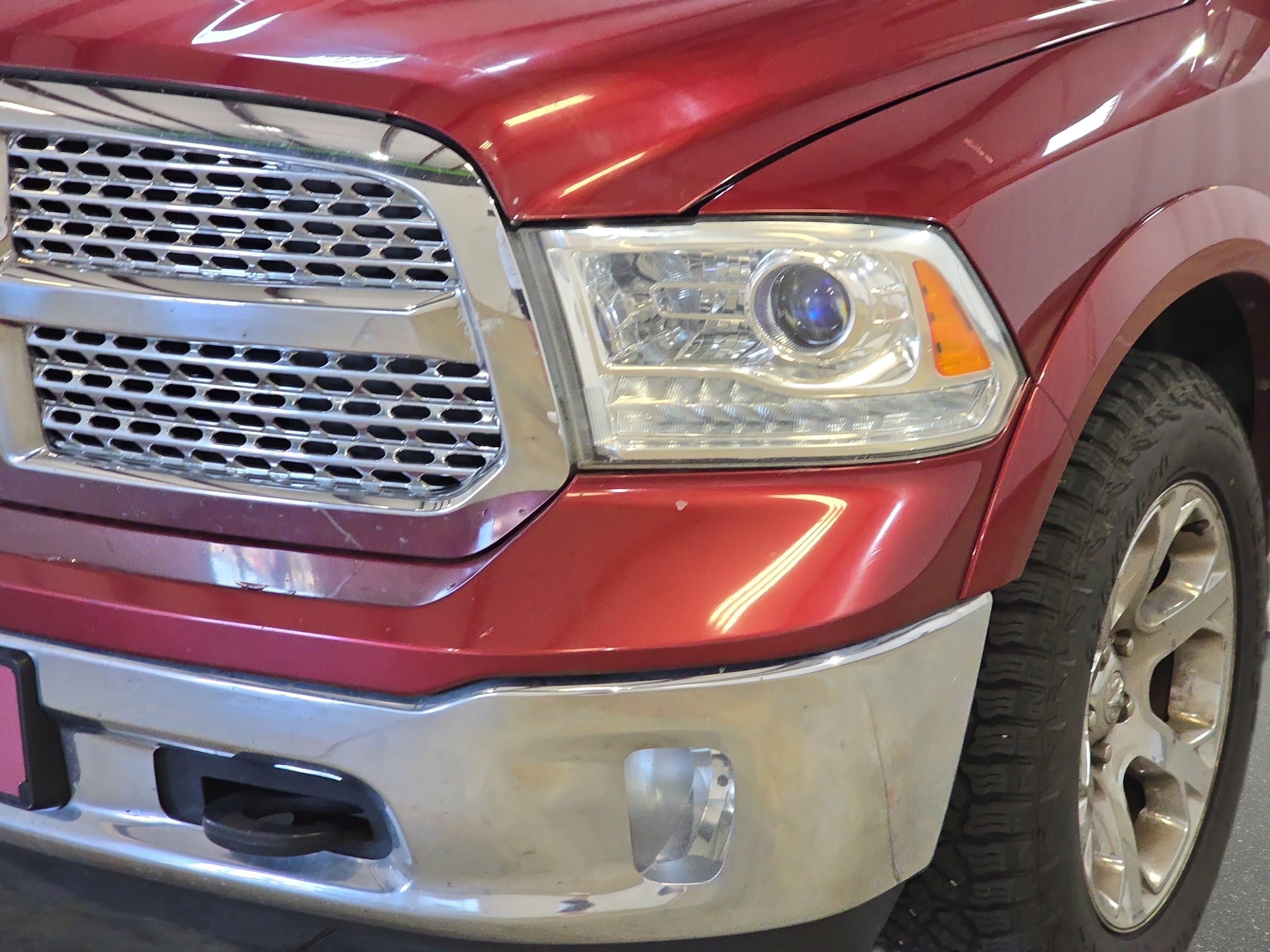 Used 2014 RAM 1500 Laramie w/ Convenience Group AWD/4WD image 10