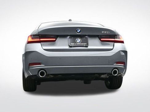Used 2023 BMW 330i Sedan w/ Driving Assistance Package image 35