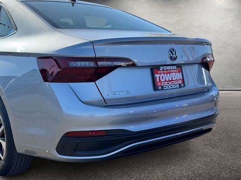 Used 2024 Volkswagen Jetta S image 5