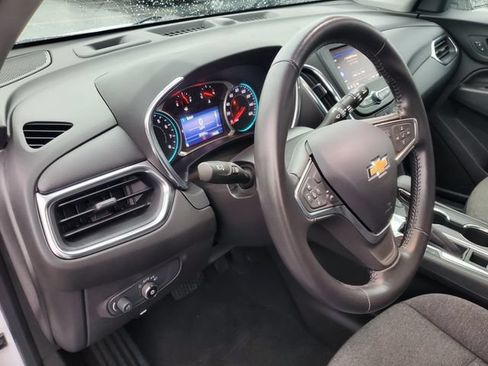 Certified 2022 Chevrolet Equinox LT FWD image 22