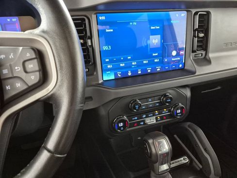 Used 2024 Ford Bronco Big Bend AWD/4WD image 18