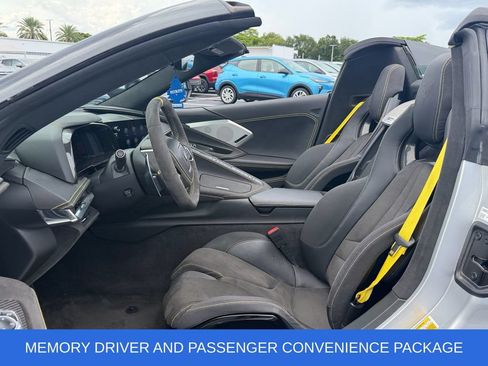 Certified 2020 Chevrolet Corvette Stingray Premium Conv w/ 3LT Preferred Equipment Group RWD image 9