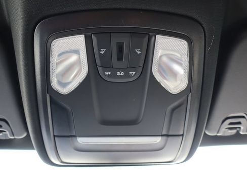 Used 2023 RAM 1500 Tradesman AWD/4WD image 16