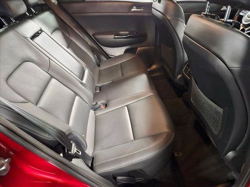 Used 2020 Kia Sportage EX image 18