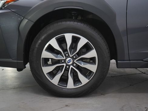 Used 2023 Subaru Outback Touring AWD/4WD image 29