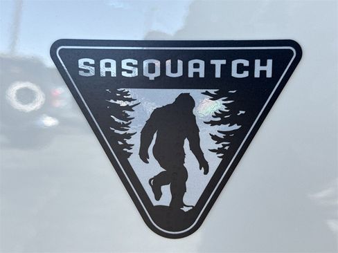 New 2025 Ford Bronco 2-Door w/ Sasquatch Package image 12
