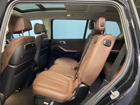 Used 2023 BMW X7 xDrive40i w/ Parking Assistance Package image 26