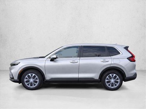 Used 2024 Honda CR-V LX image 4